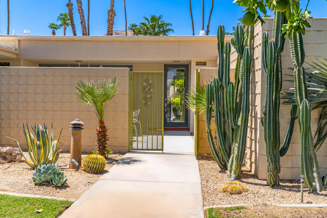 MLS #219133010PS image #3