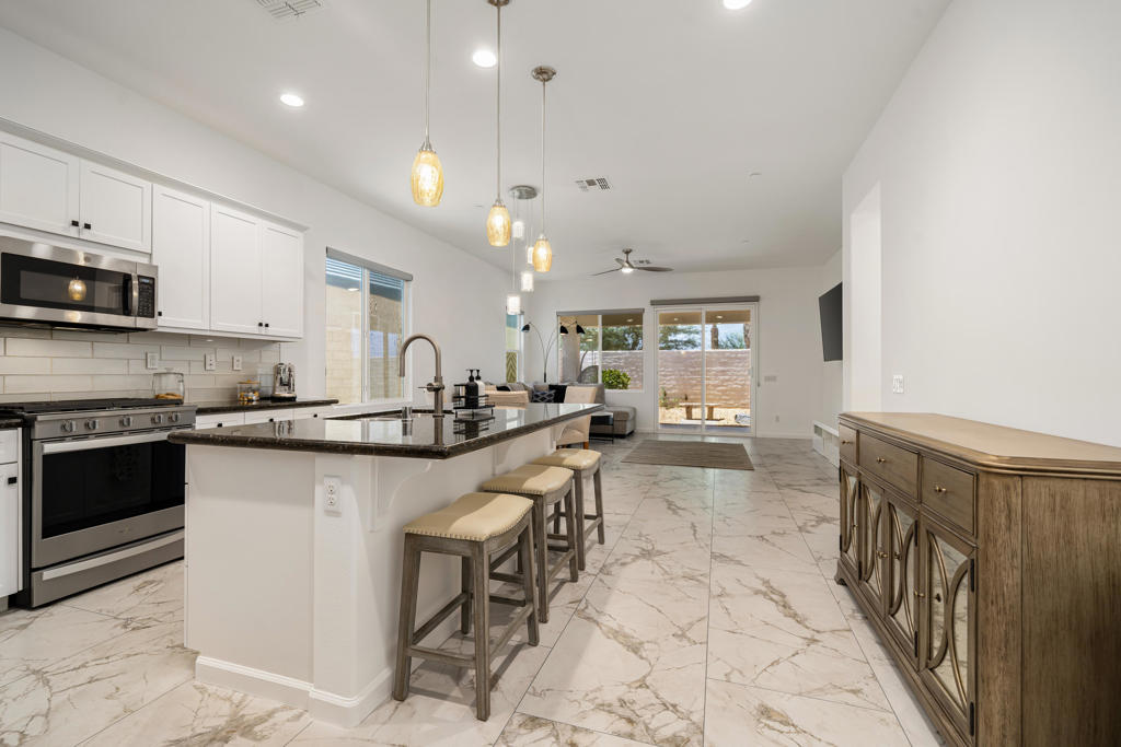 MLS #219133056PS image #3