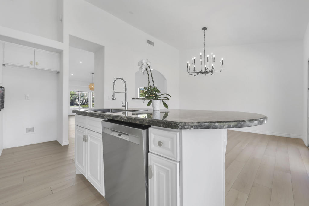 MLS #219133072DA image #10