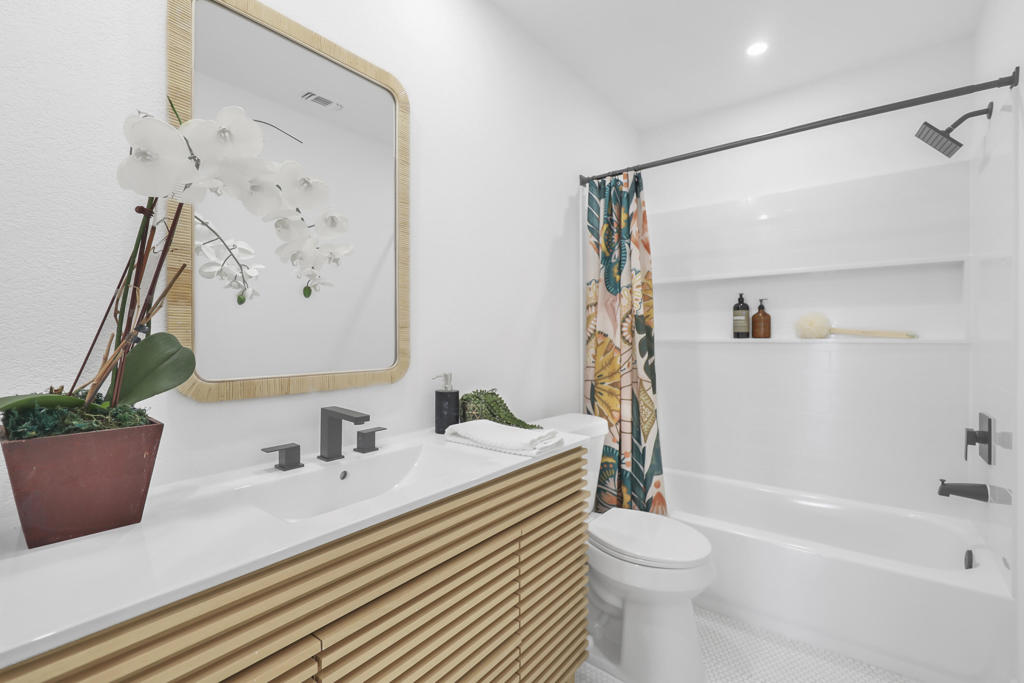 MLS #219133072DA image #14