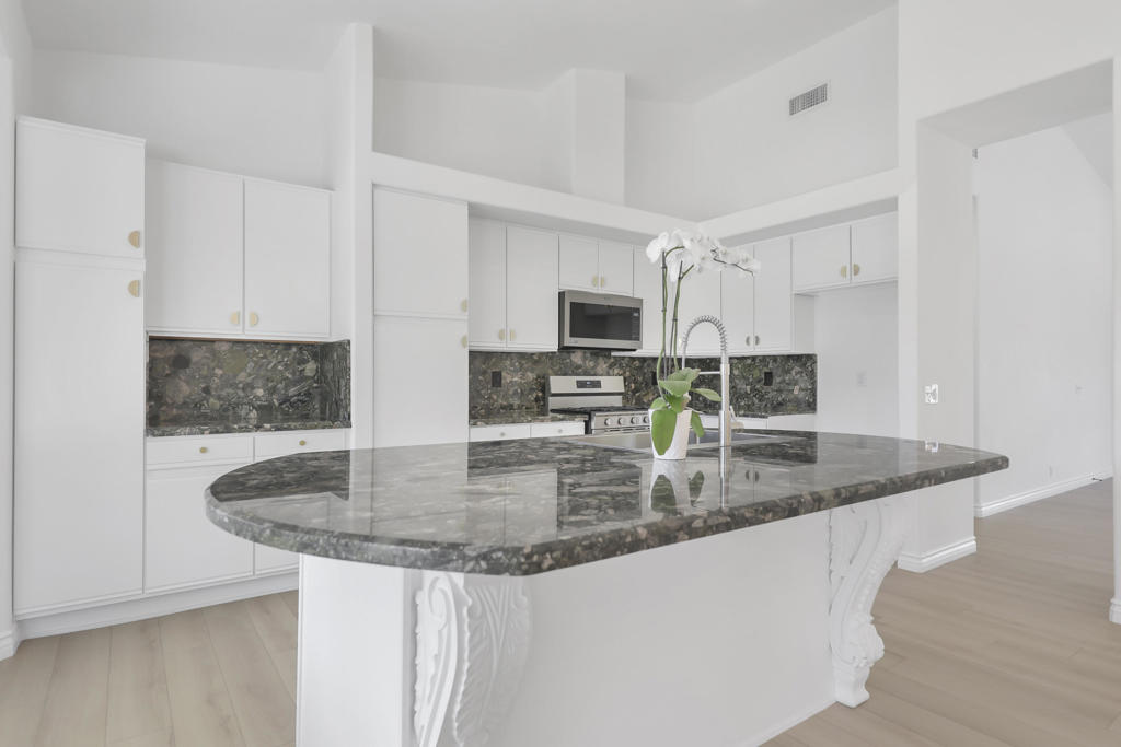 MLS #219133072DA image #8