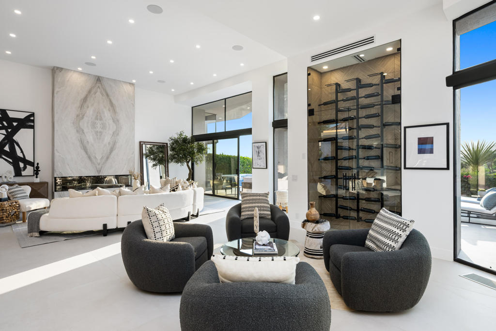 MLS #219133074DA image #16