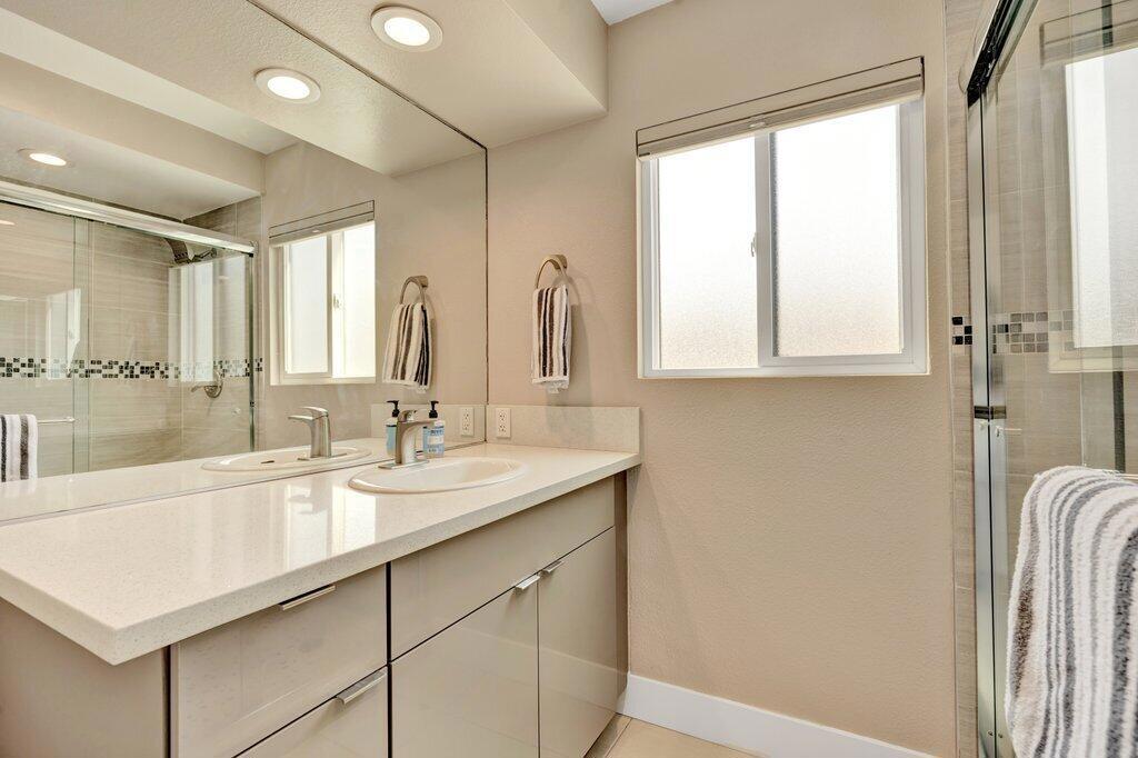 MLS #219133095DA image #15