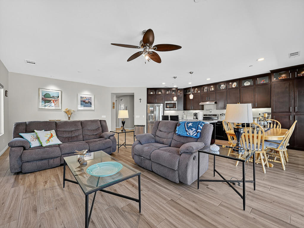 MLS #219133099PS image #1