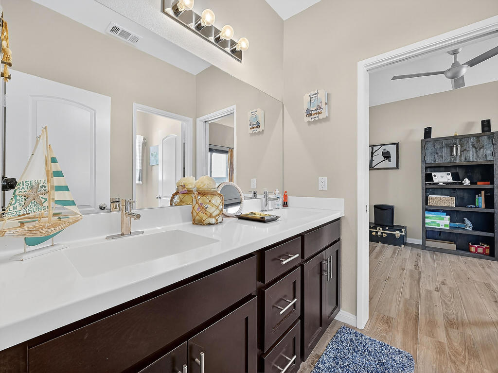 MLS #219133099PS image #12