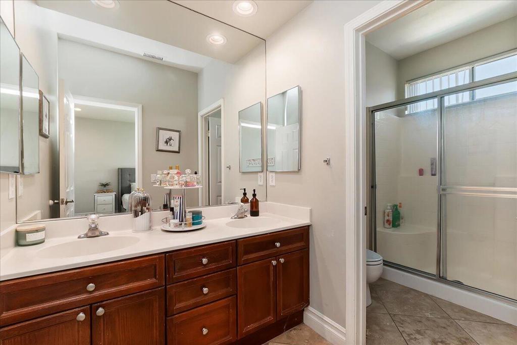 MLS #219133102DA image #14