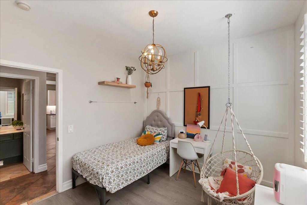 MLS #219133102DA image #16