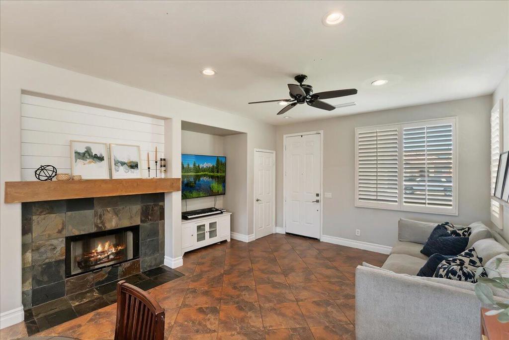 MLS #219133102DA image #6