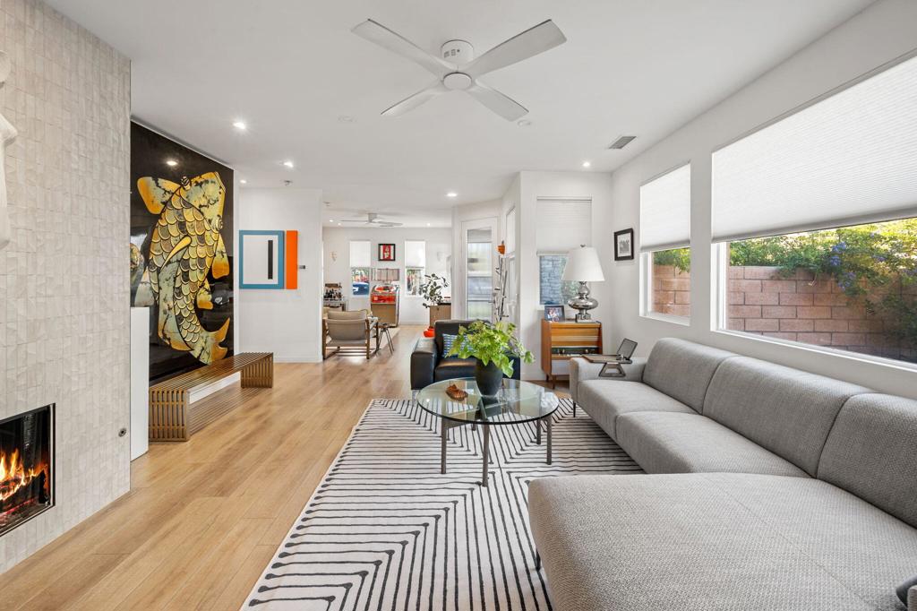 MLS #219133176DA image #4