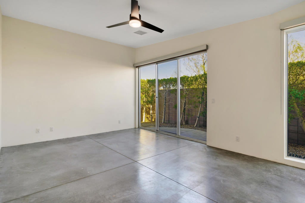 MLS #219133200DA image #10