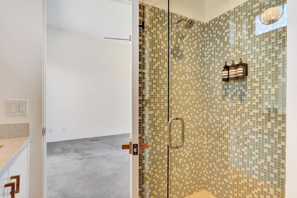 MLS #219133200DA image #20