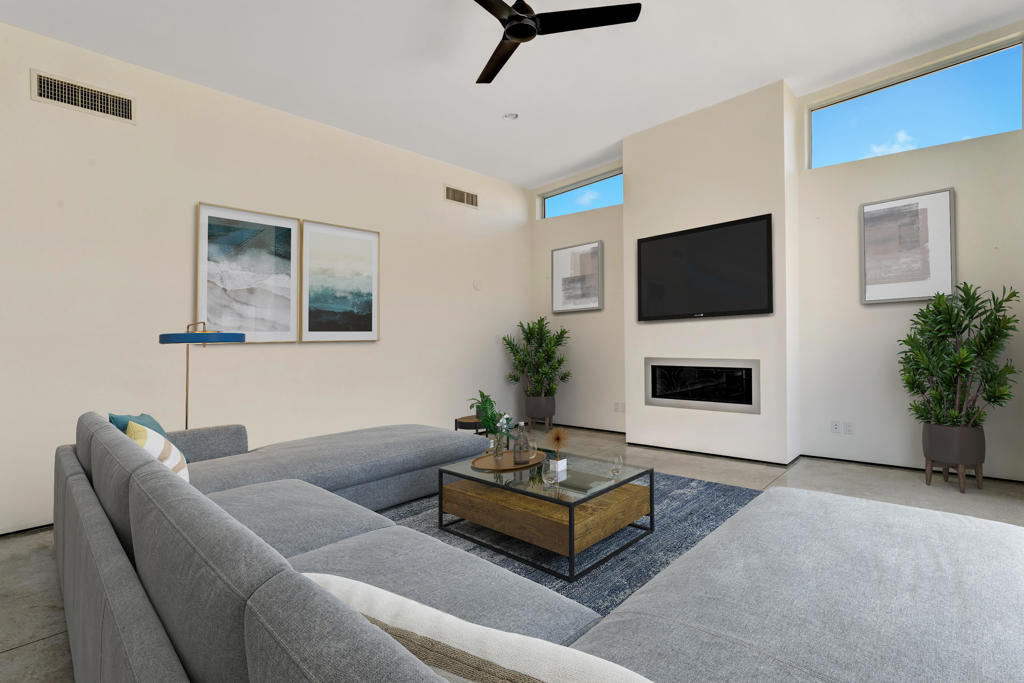 MLS #219133200DA image #4