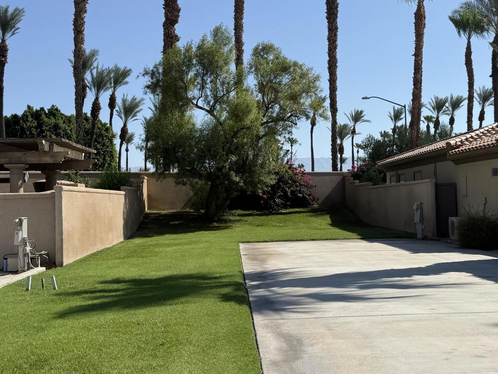 MLS #219133243DA image #2