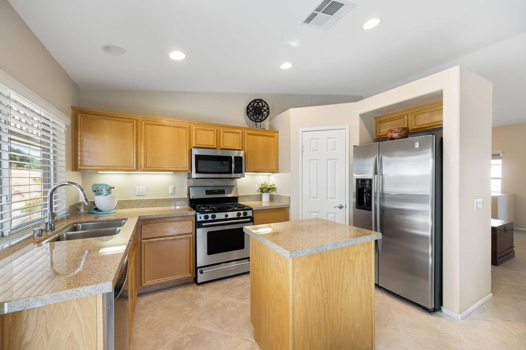 MLS #219133249DA image #18