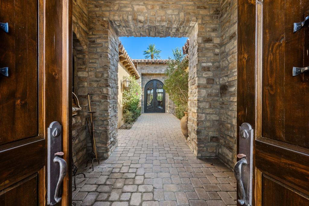 MLS #219133290DA image #3