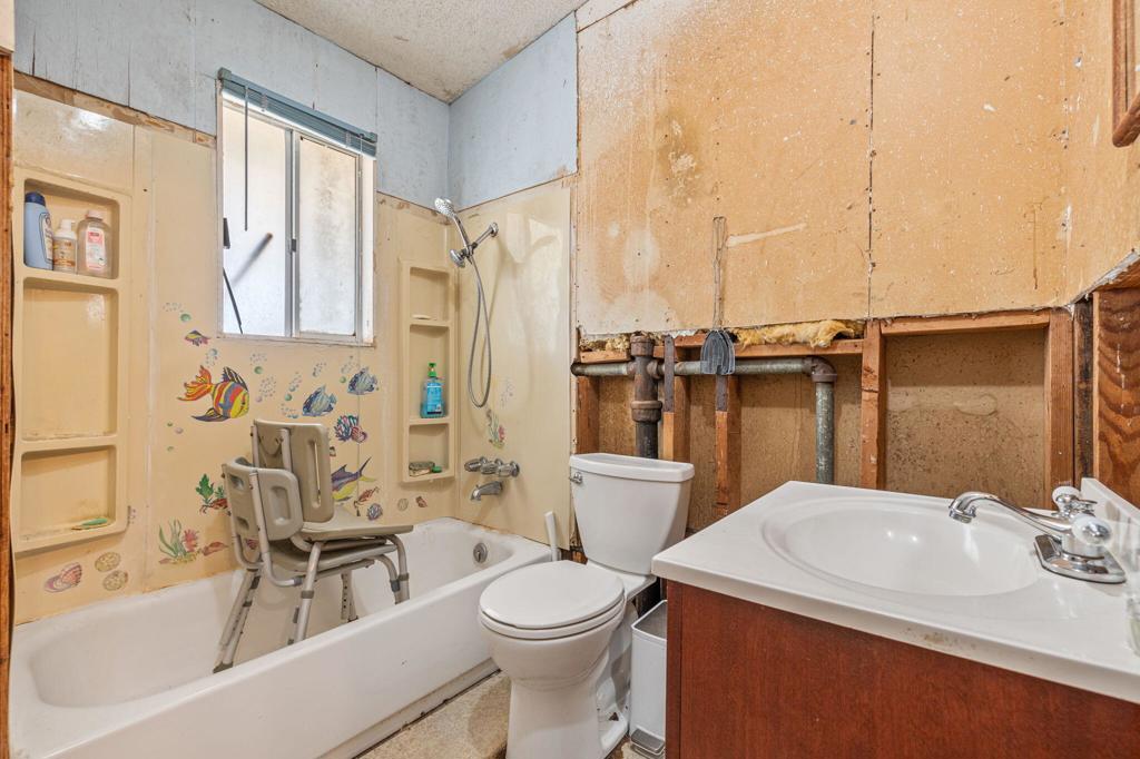 MLS #219133299DA image #30