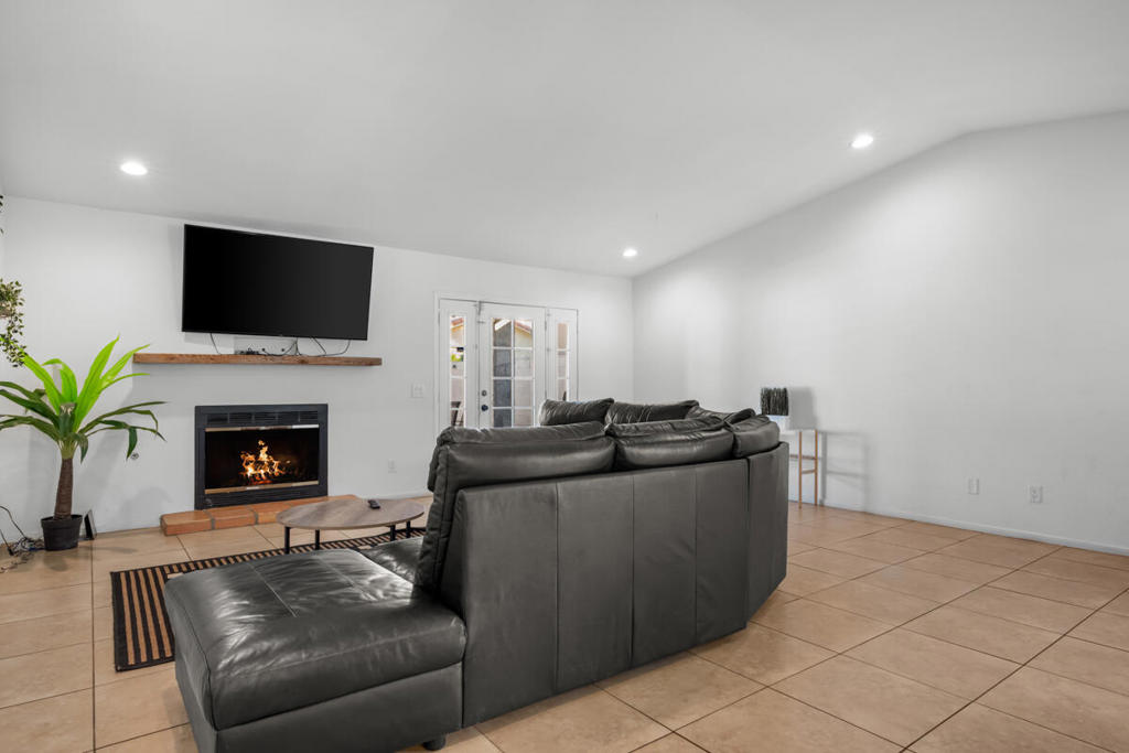 MLS #219133308DA image #5