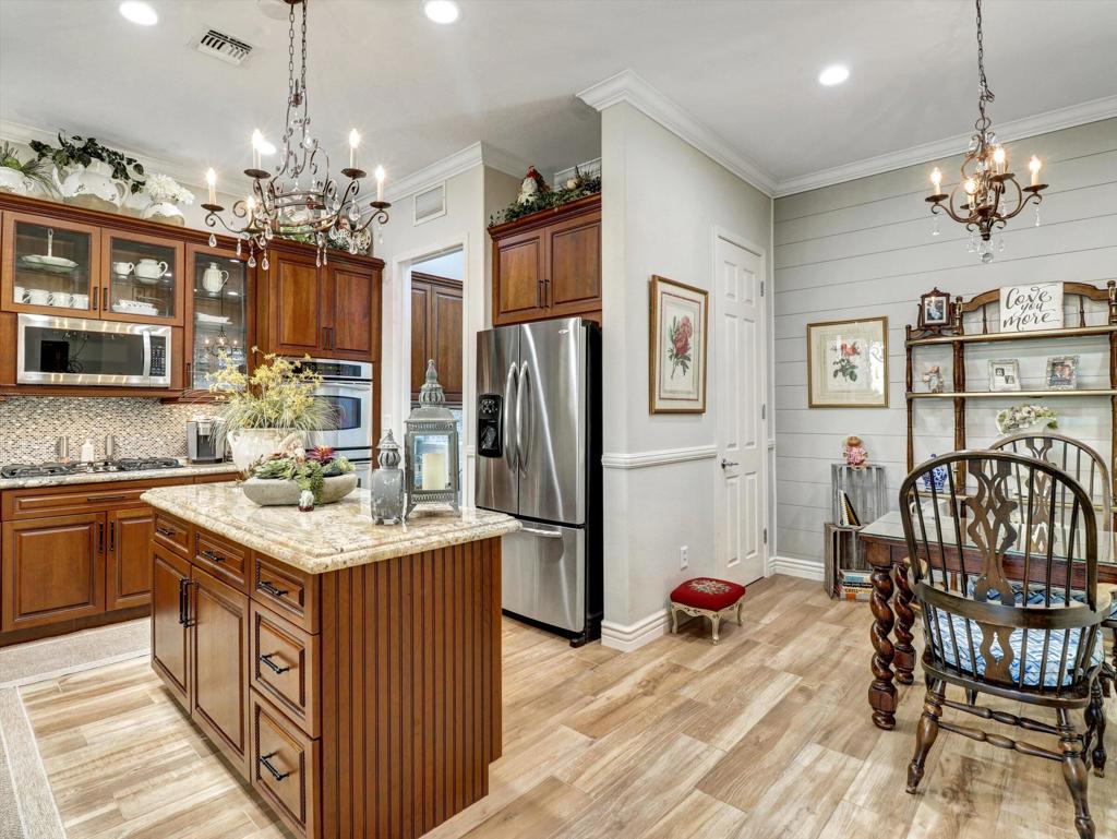 MLS #219133309DA image #10