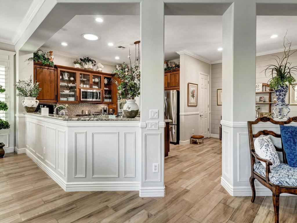 MLS #219133309DA image #9