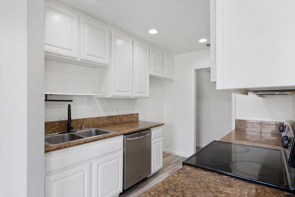 MLS #219133334DA image #9