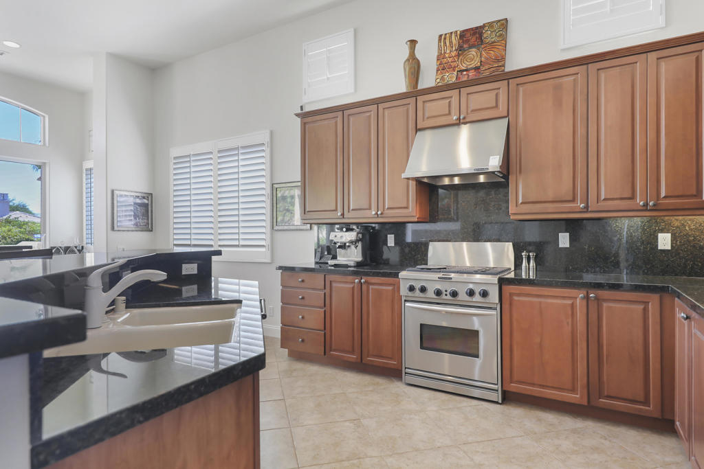 MLS #219133370DA image #3