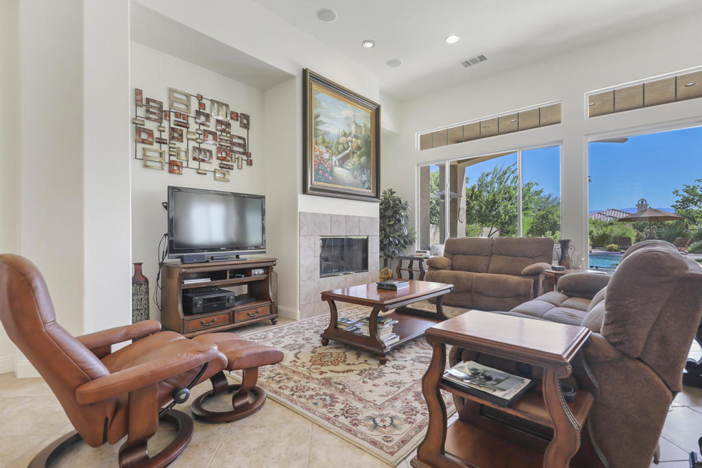 MLS #219133370DA image #4