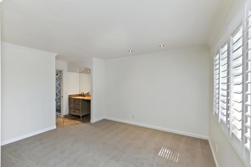 MLS #219133371DA image #10