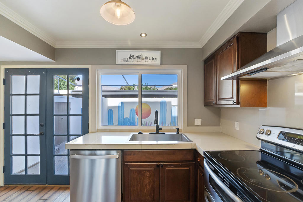 MLS #219133371DA image #5