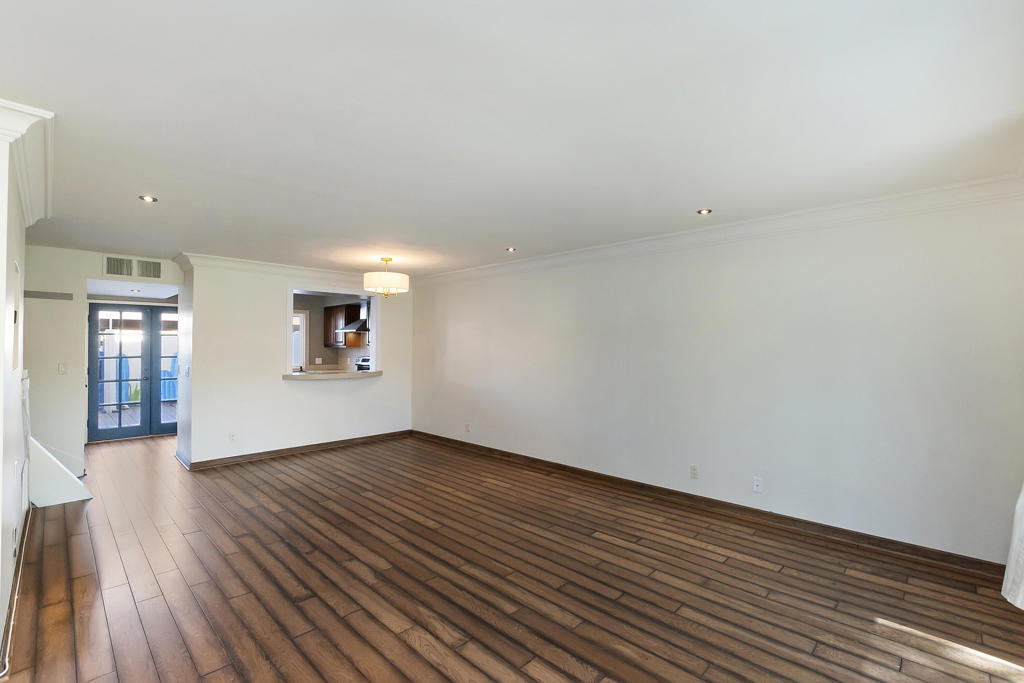 MLS #219133371DA image #7