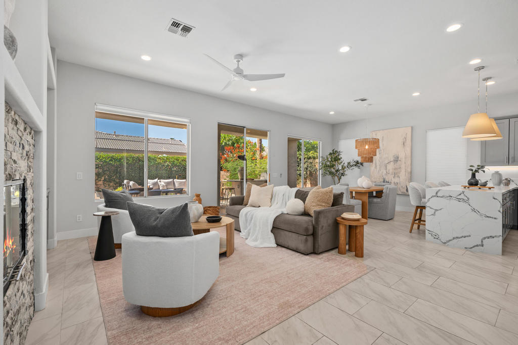 MLS #219133382DA image #2