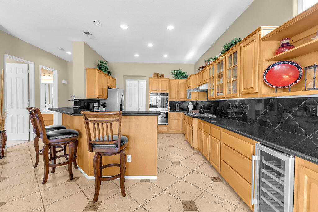 MLS #219133396DA image #17