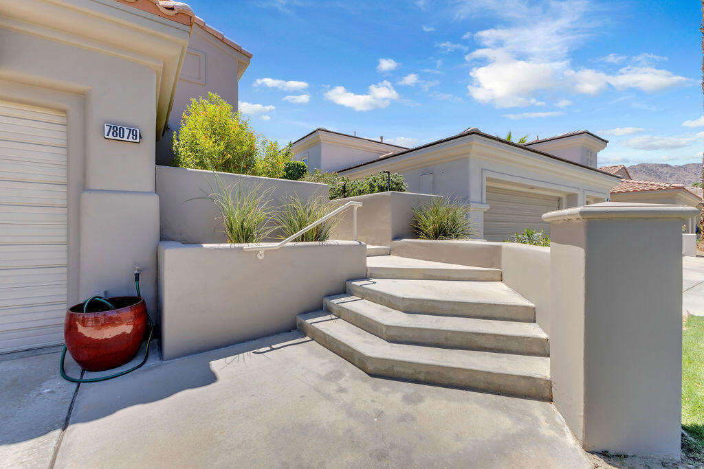 MLS #219133396DA image #2