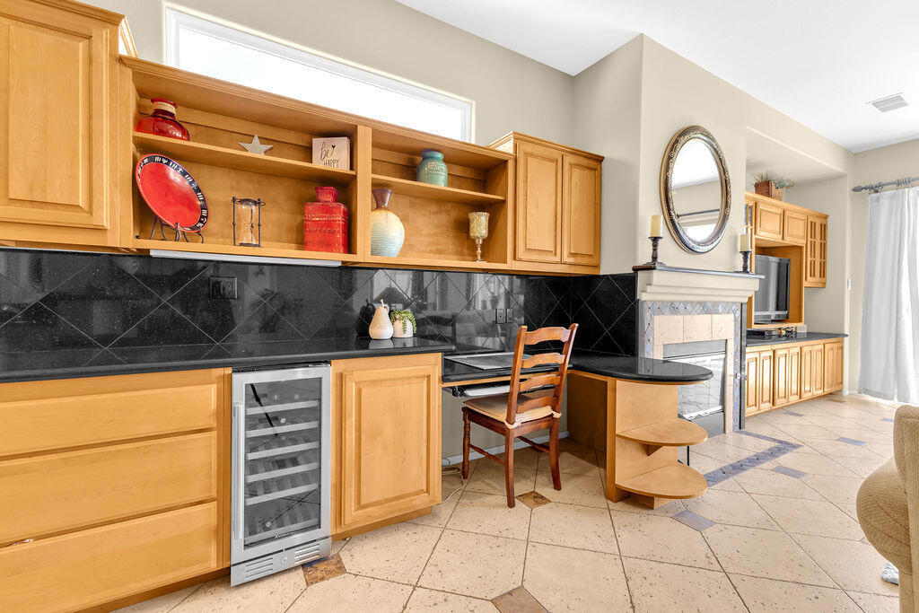 MLS #219133396DA image #21