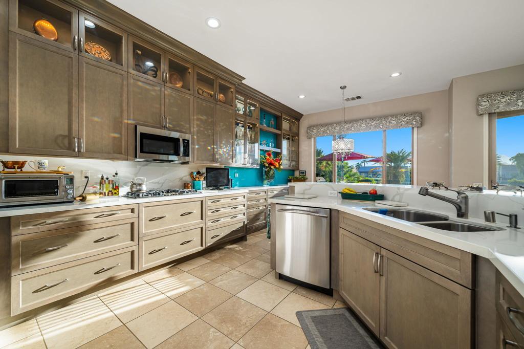 MLS #219133466DA image #5