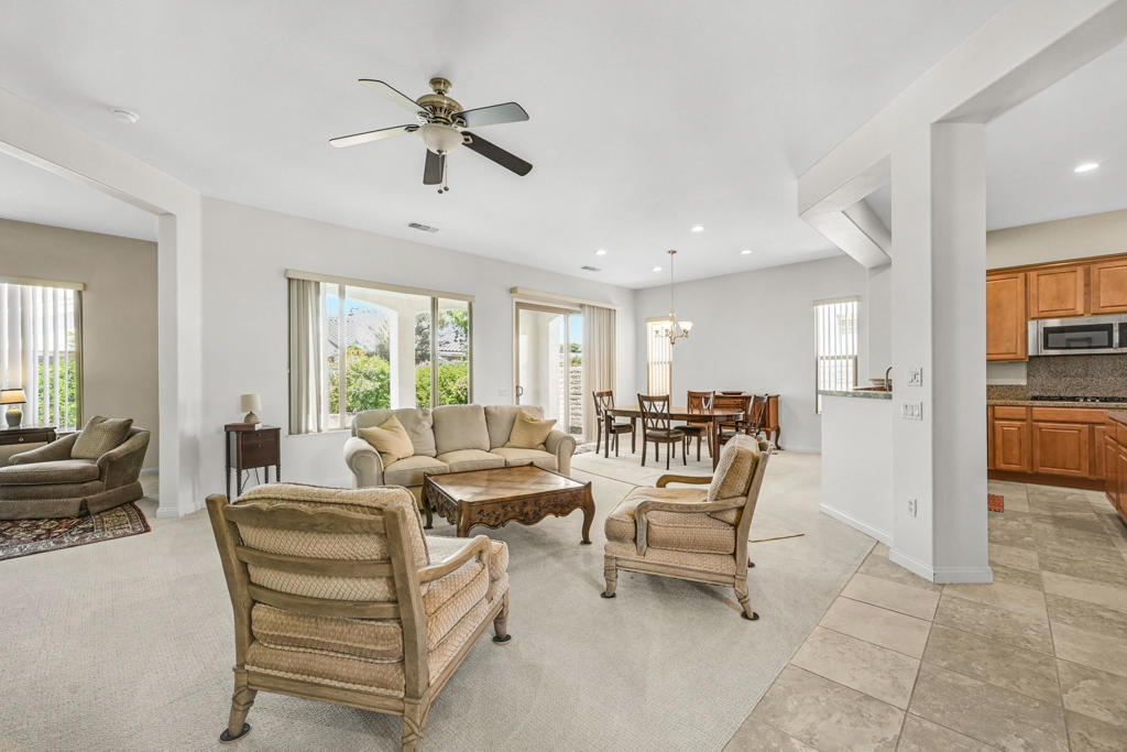 MLS #219133496DA image #2