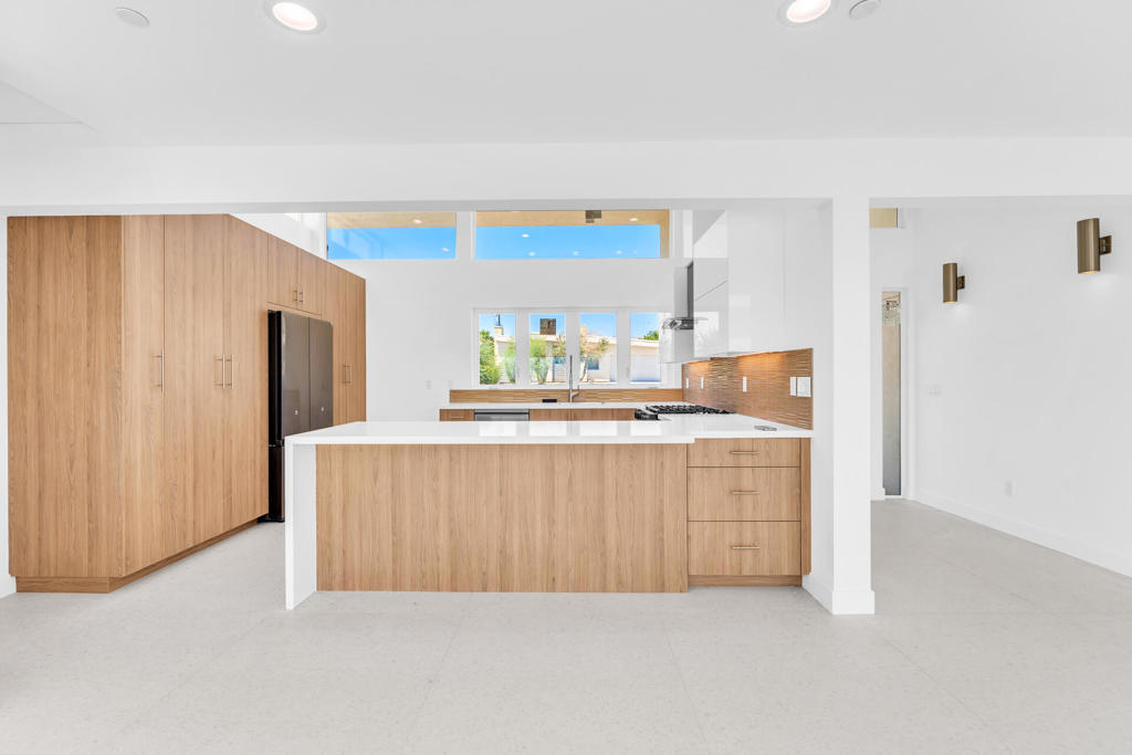 MLS #219133523DA image #12