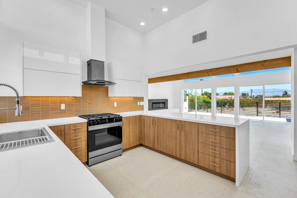 MLS #219133523DA image #15