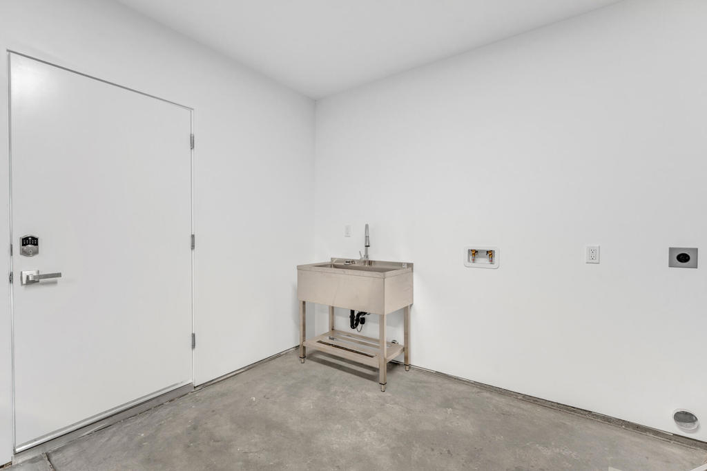 MLS #219133523DA image #32