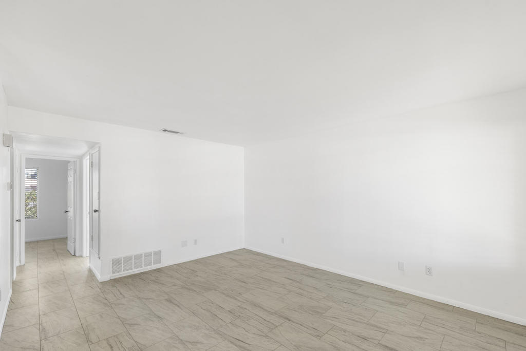 MLS #219133609PS image #9