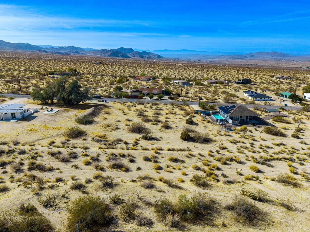 MLS #219133621DA image #10