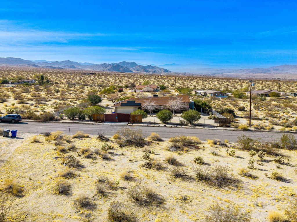 MLS #219133621DA image #12