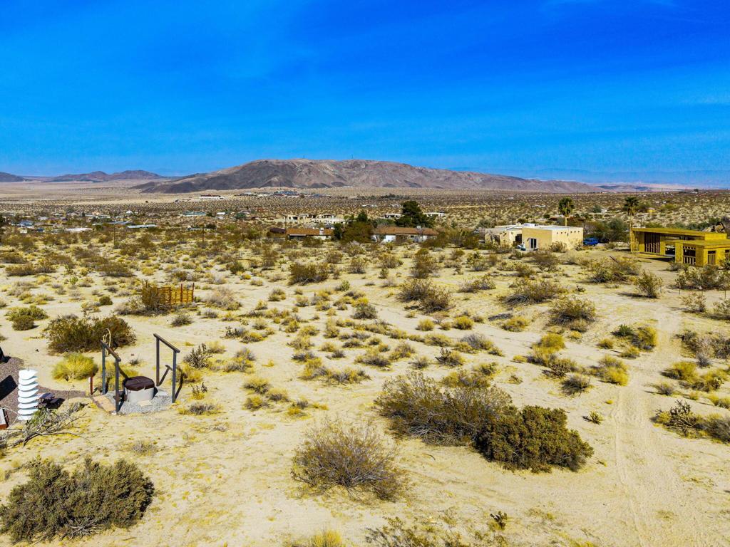 MLS #219133621DA image #16