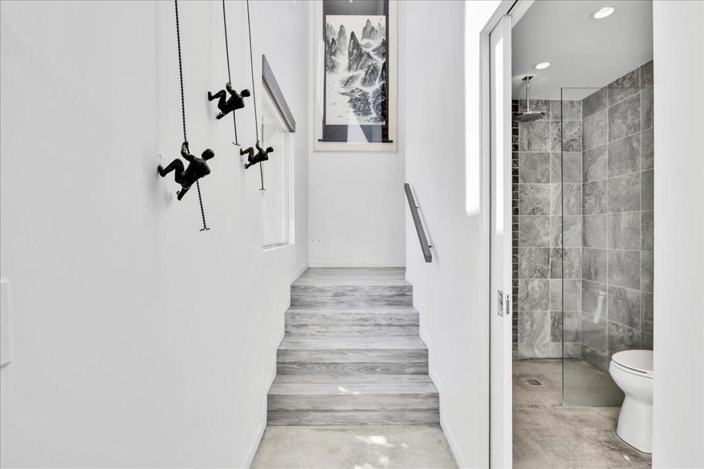 MLS #219133624DA image #18