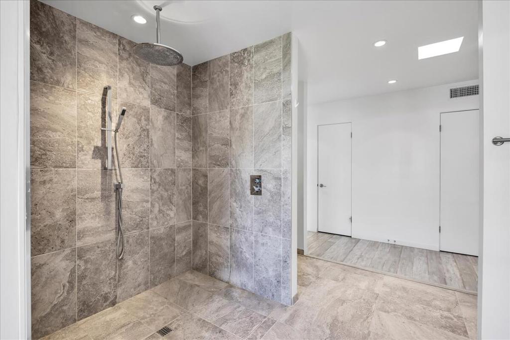 MLS #219133624DA image #27