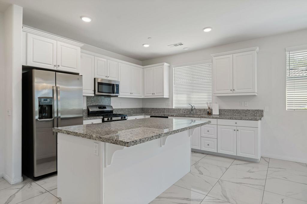 MLS #219133658DA image #5