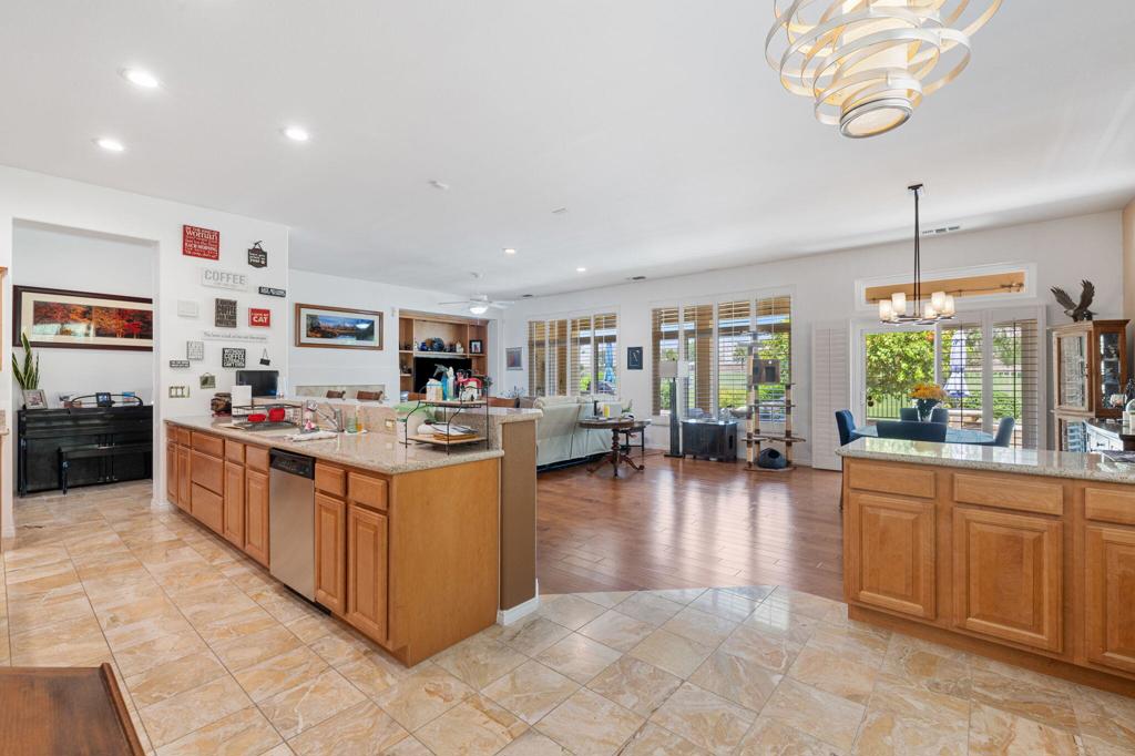 MLS #219133673DA image #15