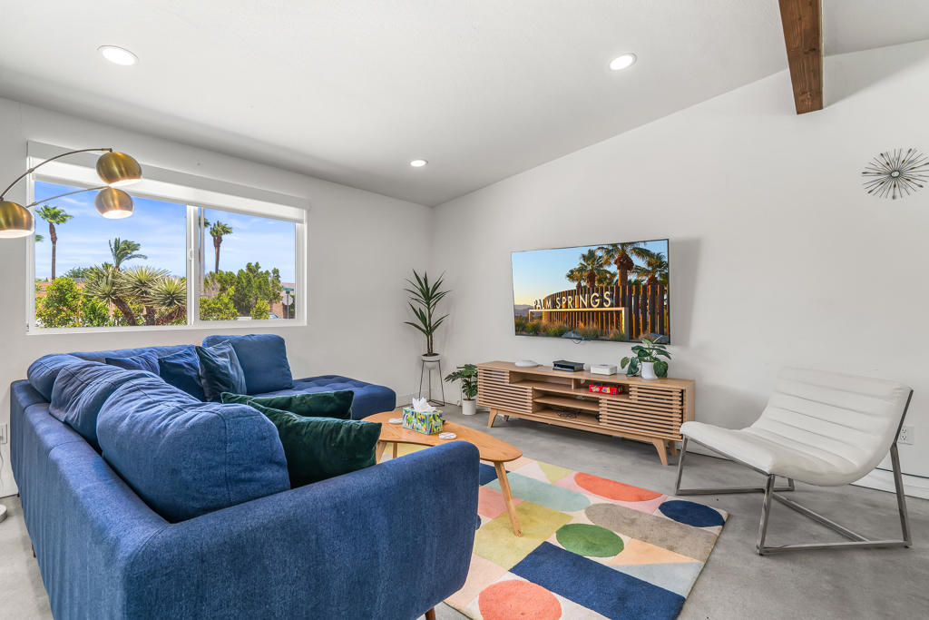 MLS #219133692DA image #9