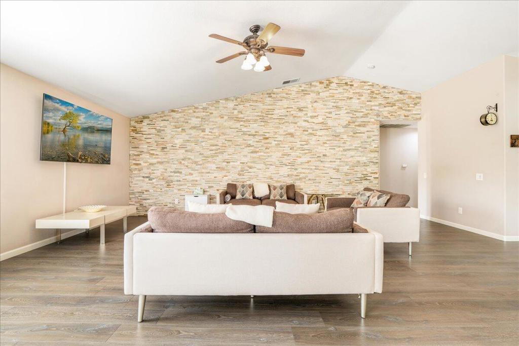 MLS #219133727DA image #4