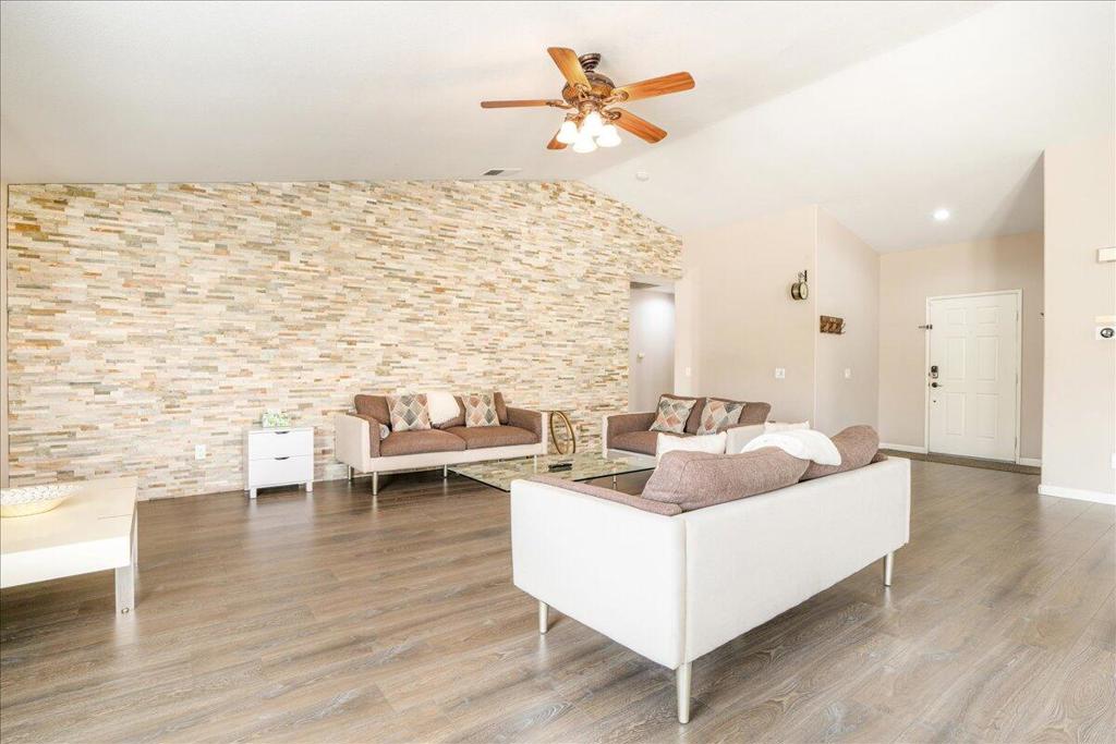 MLS #219133727DA image #5