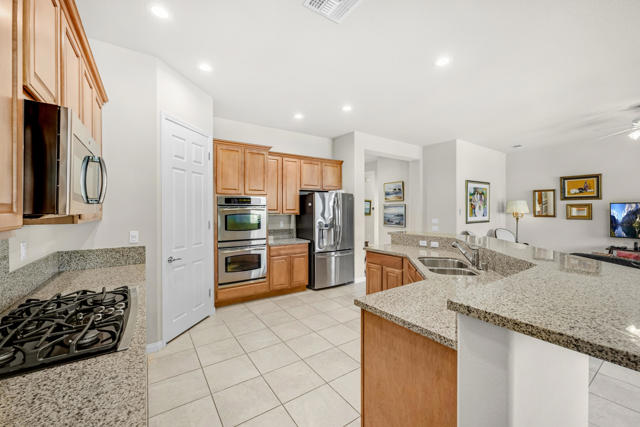 MLS #219133746DA image #4